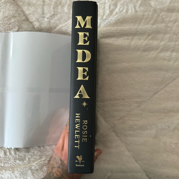 Medea Rosie Hewlett | Goldsboro - Picture 7 of 7